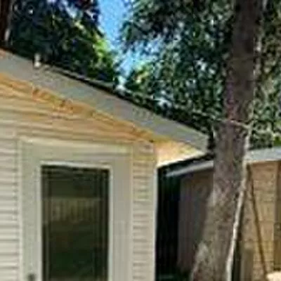 11, Hillside, Broadview North, Toronto