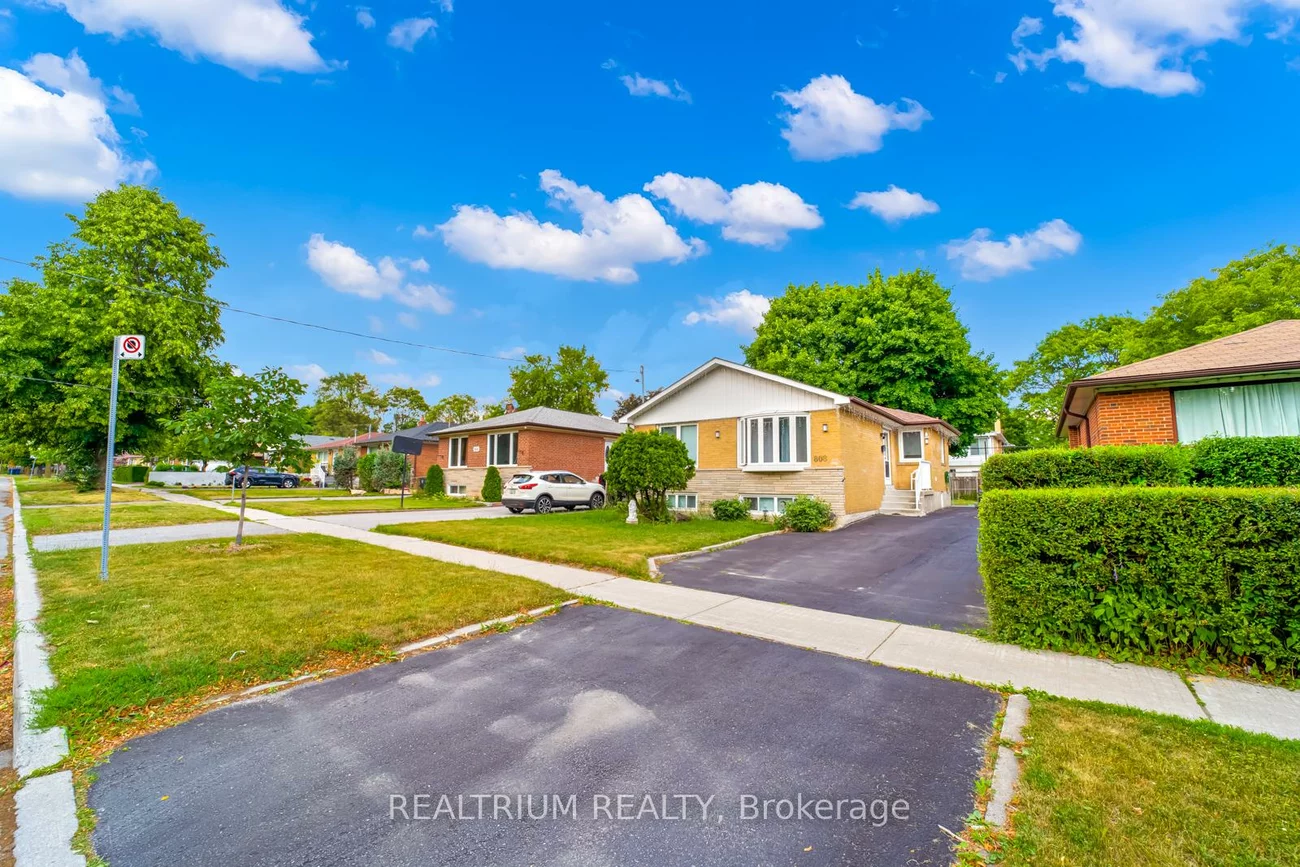 808, Brimorton, Woburn, Toronto