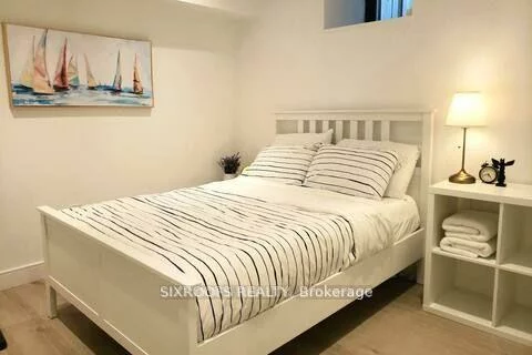 80, Virginia, Danforth Village-East York, Toronto