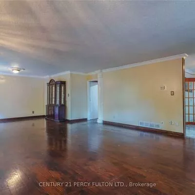 6172, Kingston, Highland Creek, Toronto