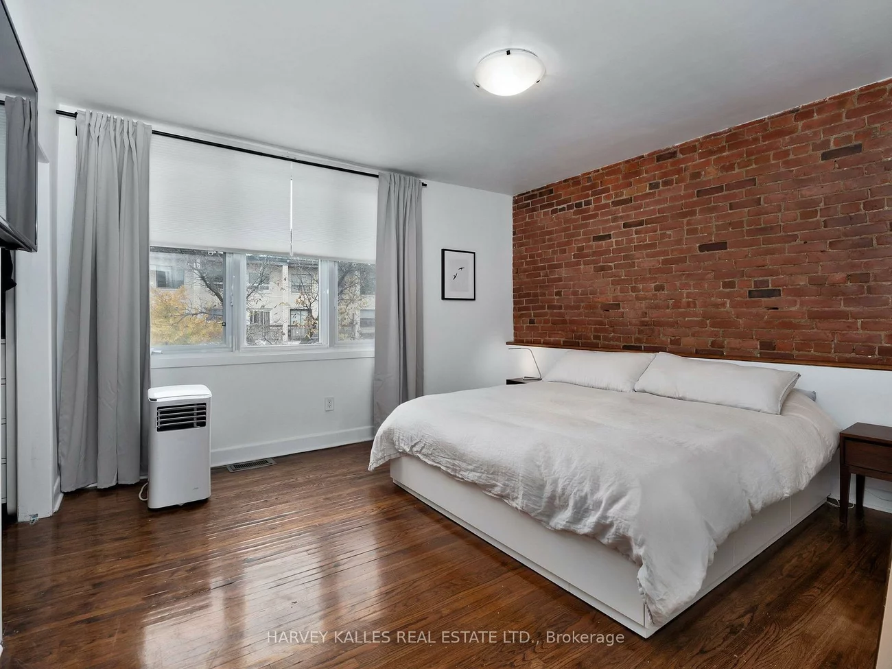 1406, Danforth, Danforth, Toronto