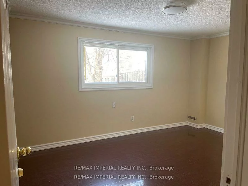 166, Hupfield, Malvern, Toronto