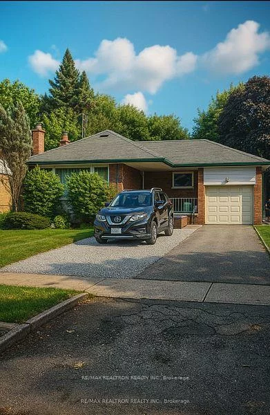 25, Rossander, Bendale, Toronto