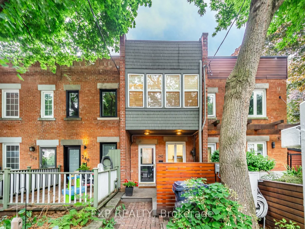 242, Waverley, The Beaches, Toronto