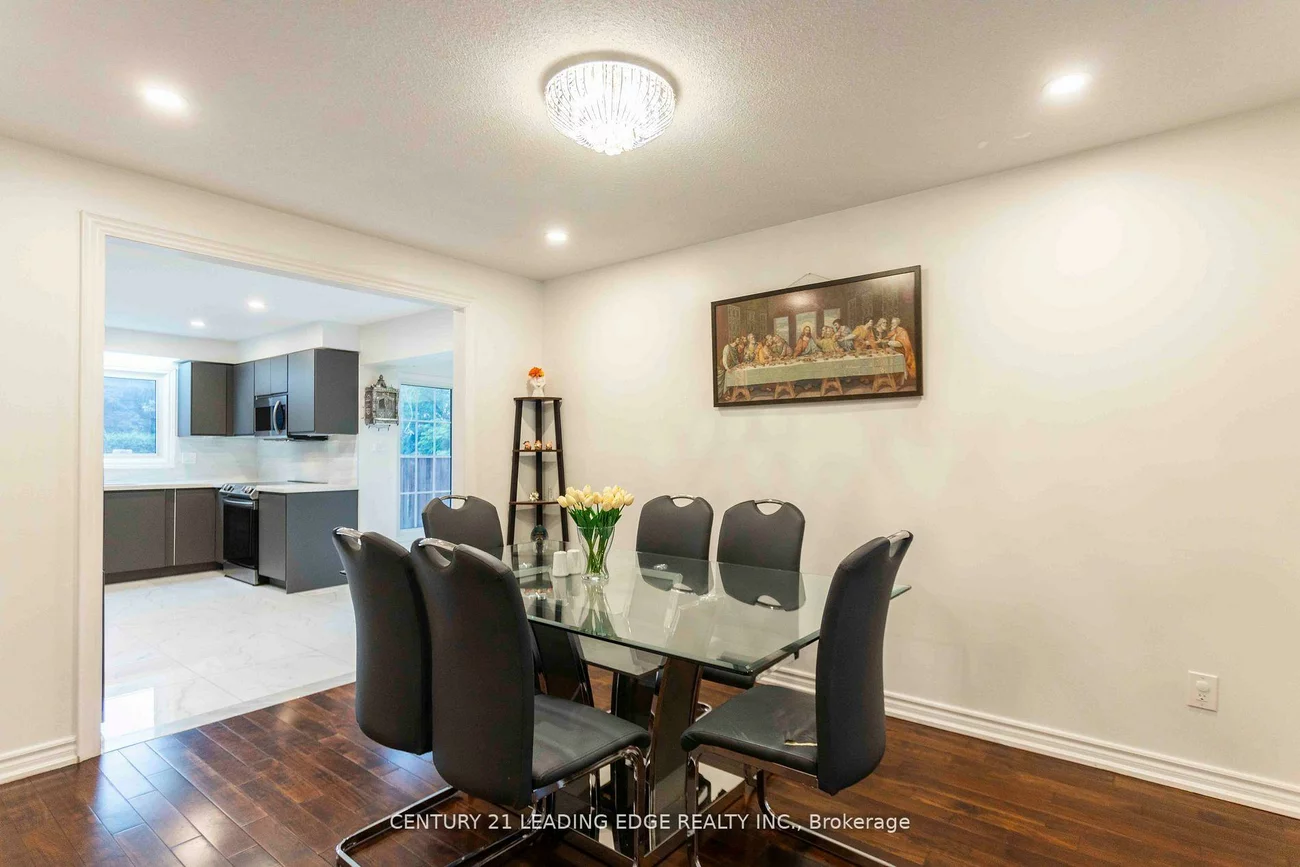 49, Harringay, L'Amoreaux, Toronto