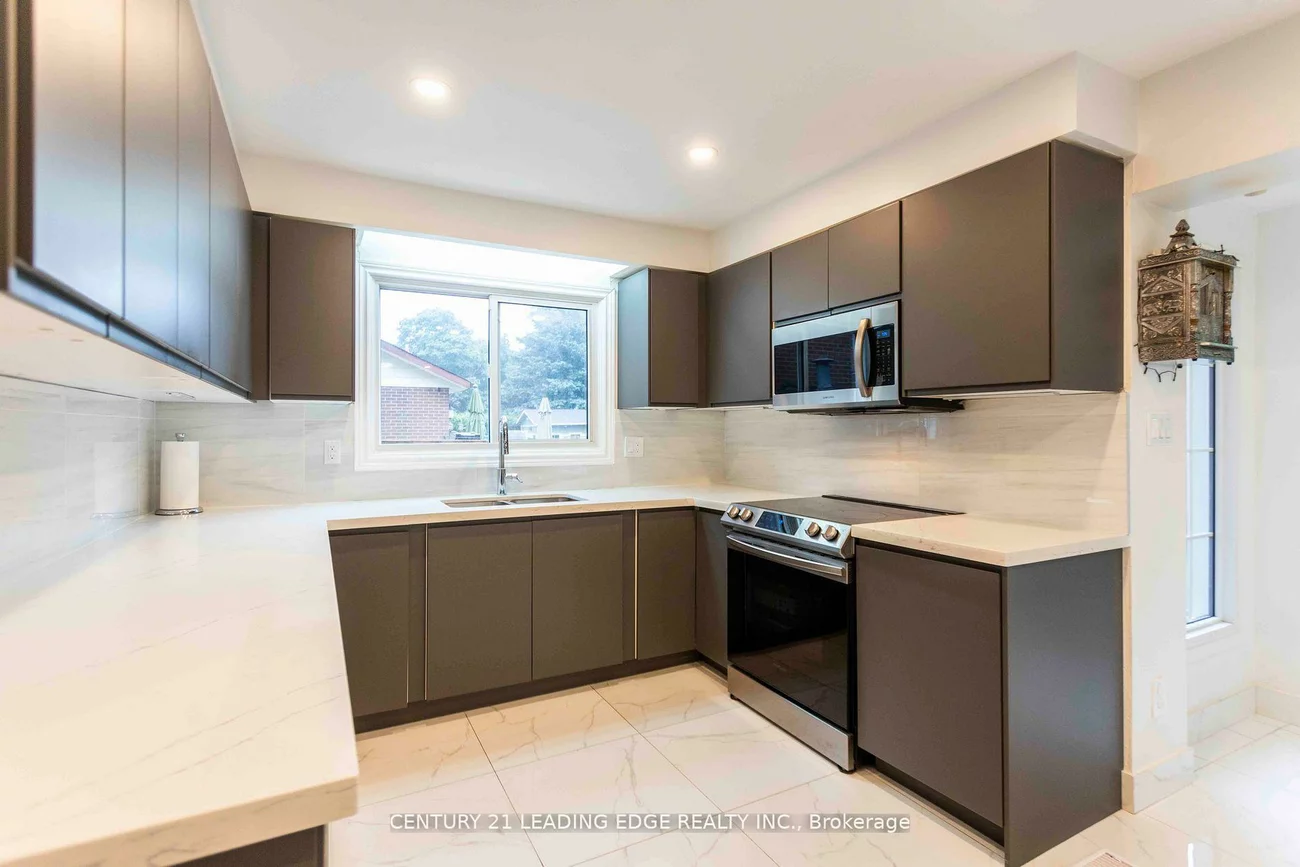 49, Harringay, L'Amoreaux, Toronto