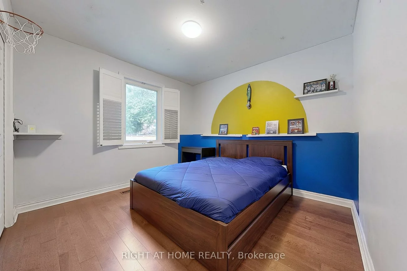 56, Fenwood, Cliffcrest, Toronto