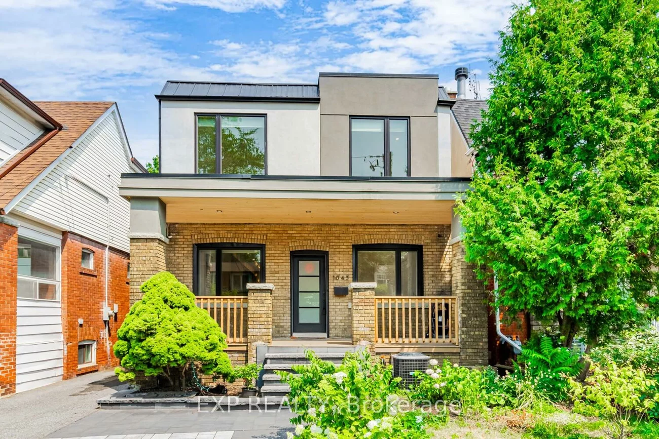 1043, Logan, Broadview North, Toronto