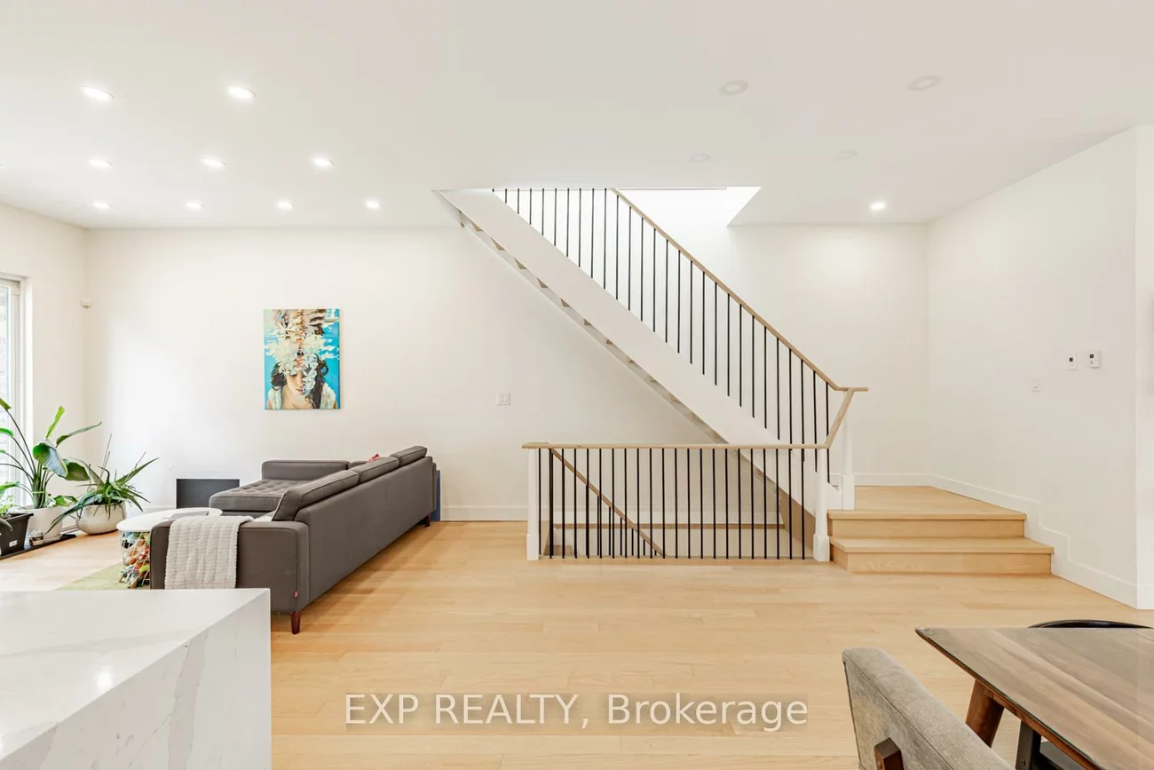 1043, Logan, Broadview North, Toronto