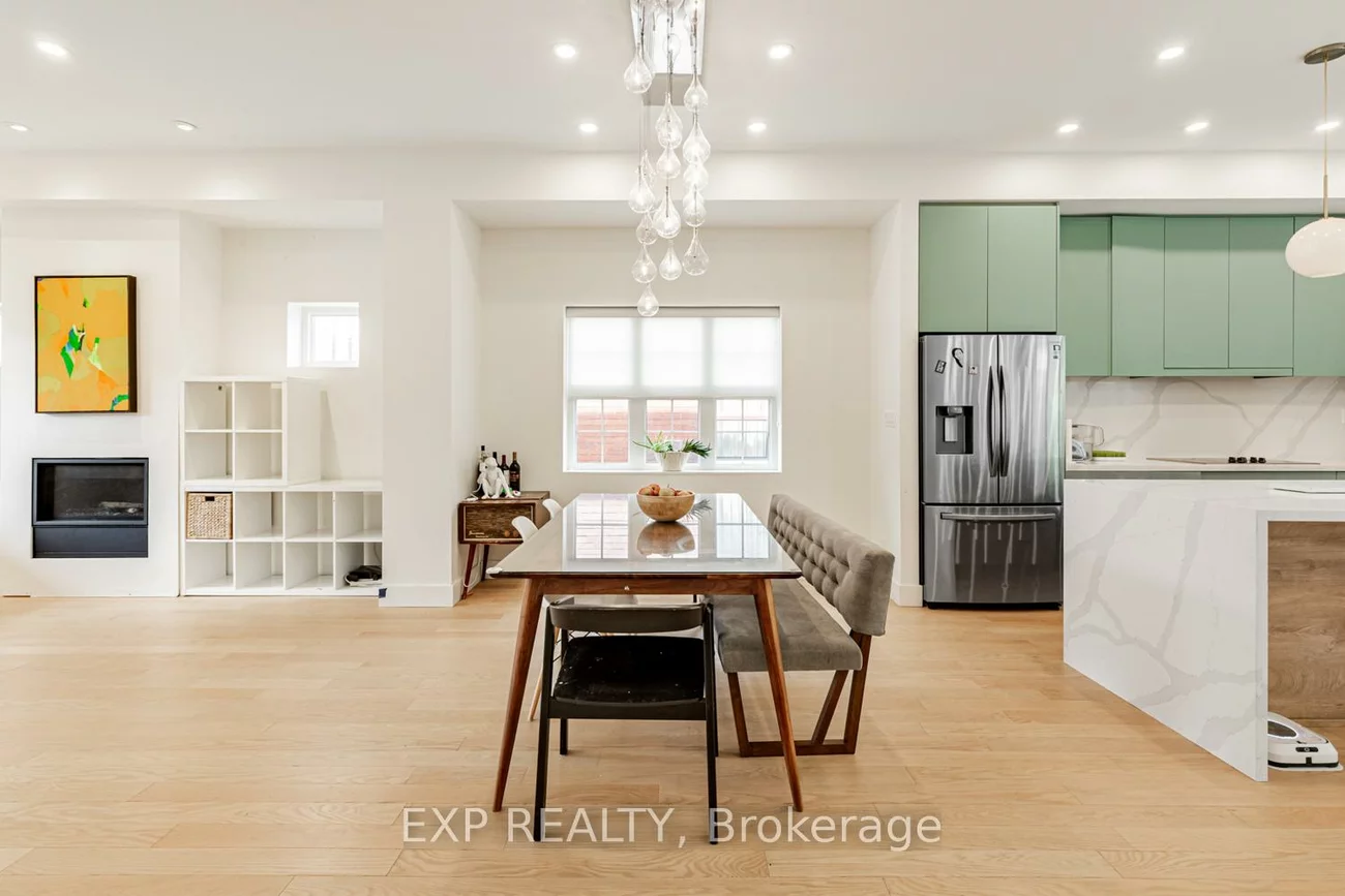 1043, Logan, Broadview North, Toronto
