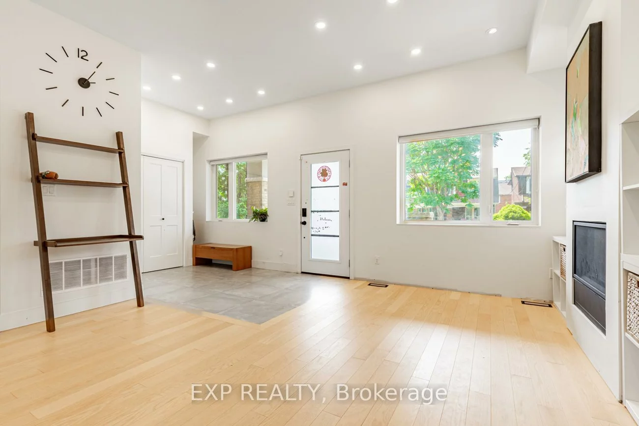 1043, Logan, Broadview North, Toronto
