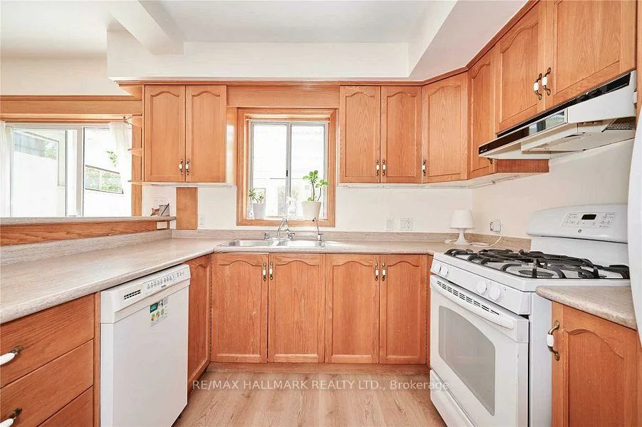310, Scarborough, East End-Danforth, Toronto