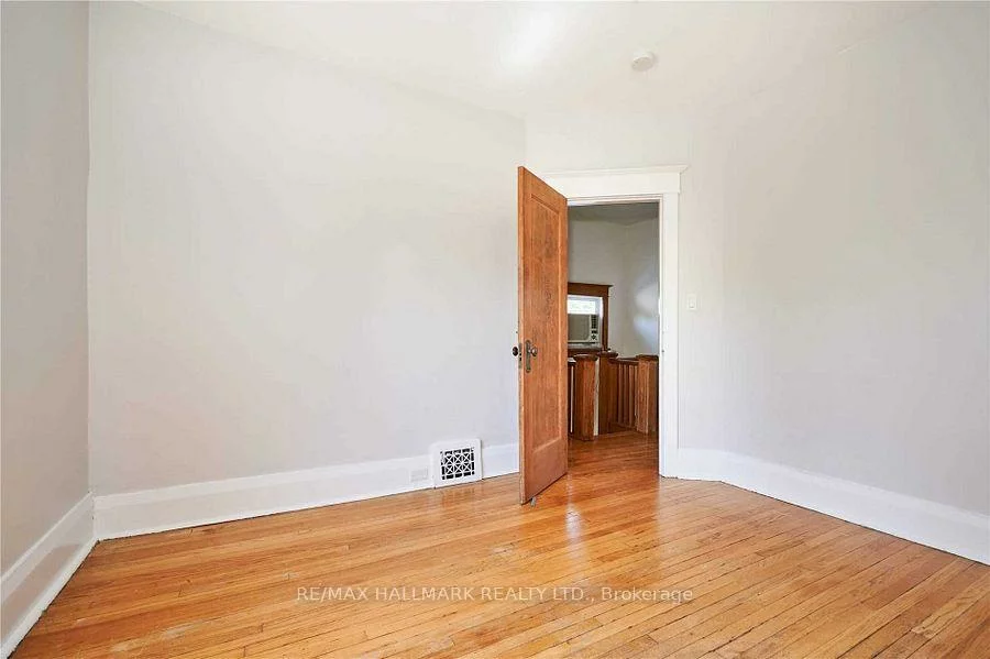 310, Scarborough, East End-Danforth, Toronto
