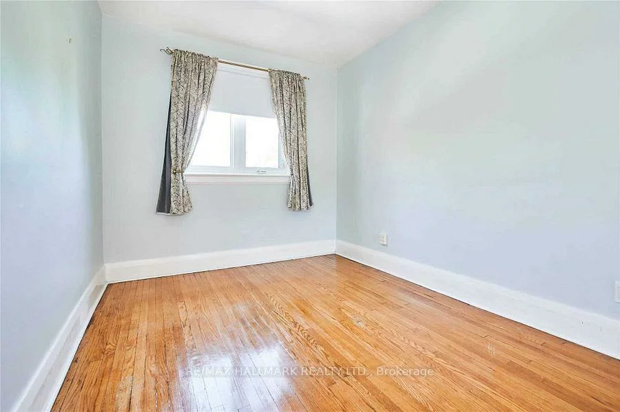 310, Scarborough, East End-Danforth, Toronto