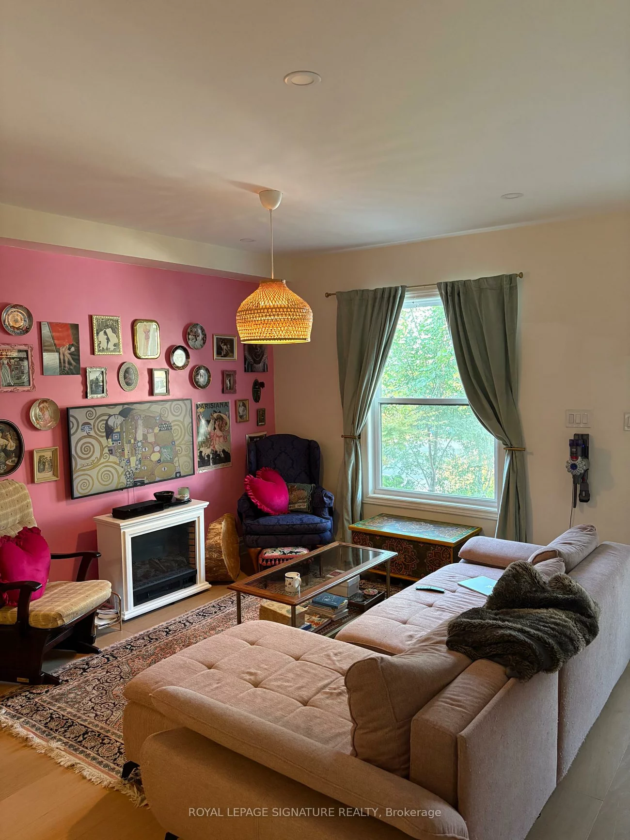 163, Hampton, North Riverdale, Toronto