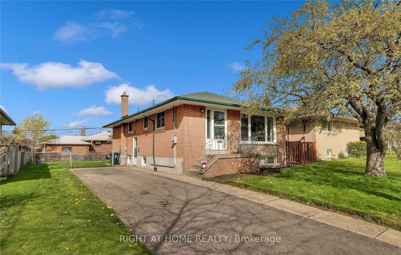 28, Reno, Ionview, Toronto