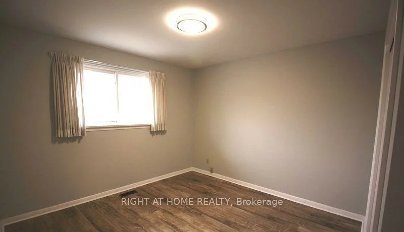 28, Reno, Ionview, Toronto