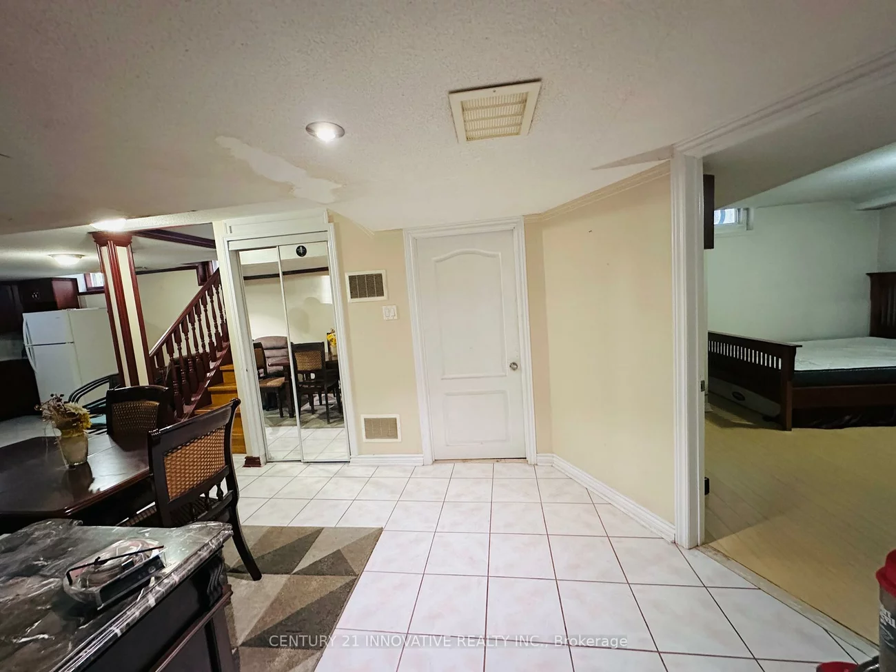 19, Loggerhead, Rouge E11, Toronto