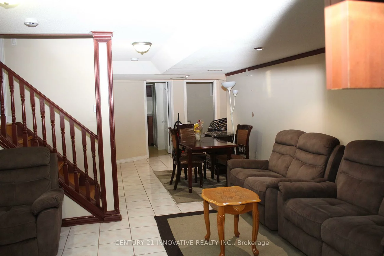 19, Loggerhead, Rouge E11, Toronto