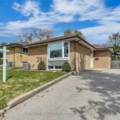 5, Mid Pines, Woburn, Toronto