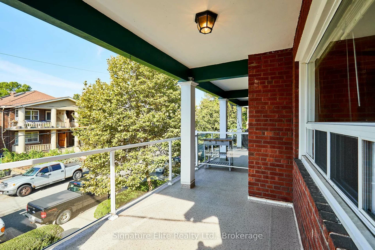 21, Hammersmith, The Beaches, Toronto