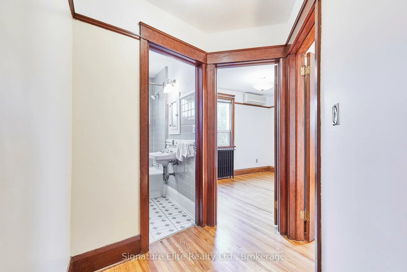 21, Hammersmith, The Beaches, Toronto