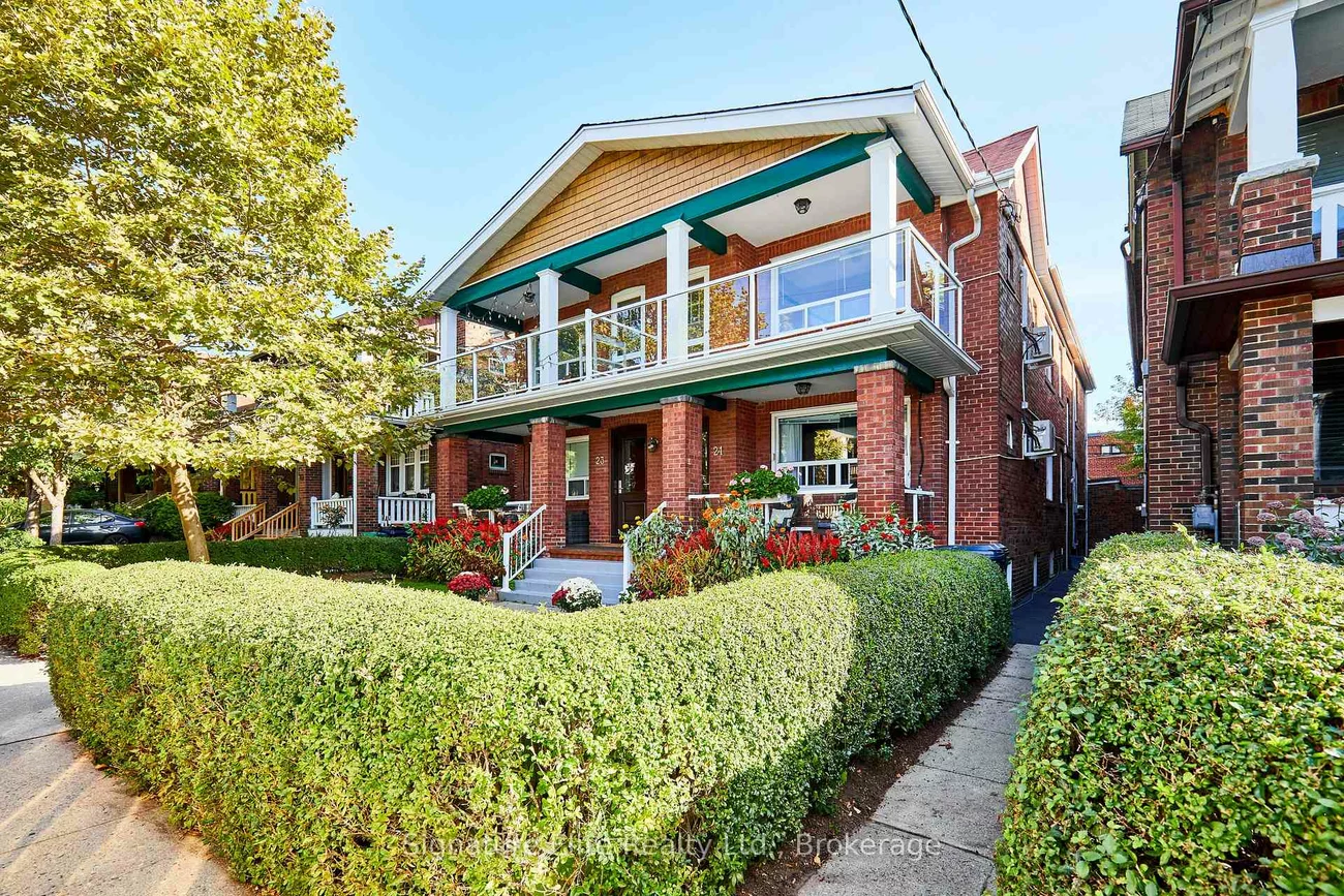 21, Hammersmith, The Beaches, Toronto