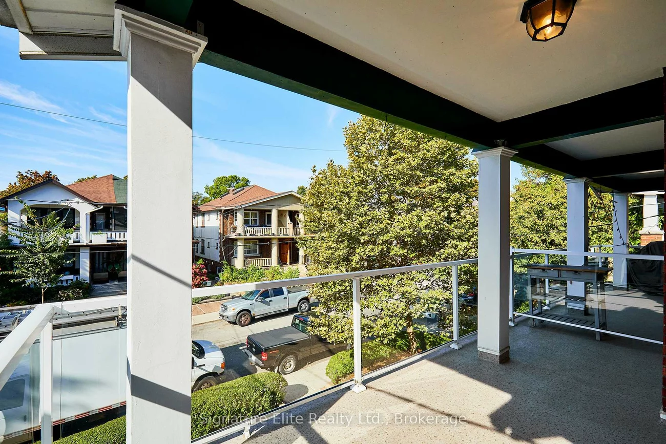 21, Hammersmith, The Beaches, Toronto