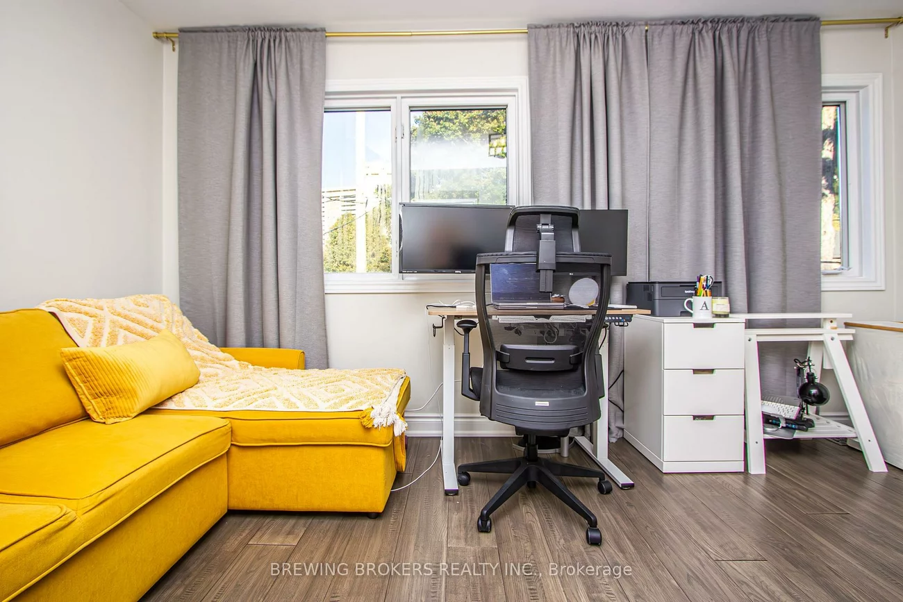16, Bryant, Crescent Town, Toronto