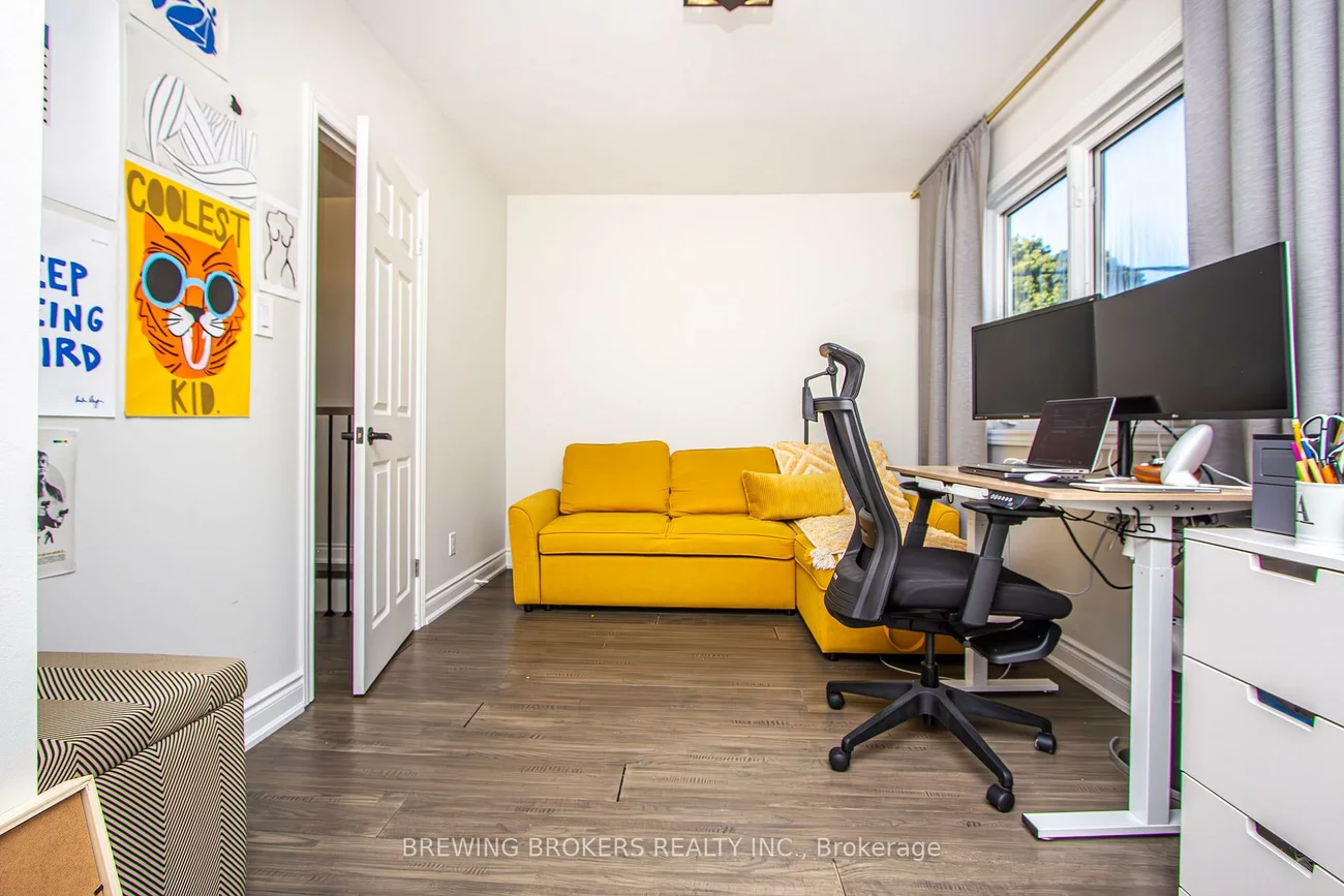 16, Bryant, Crescent Town, Toronto