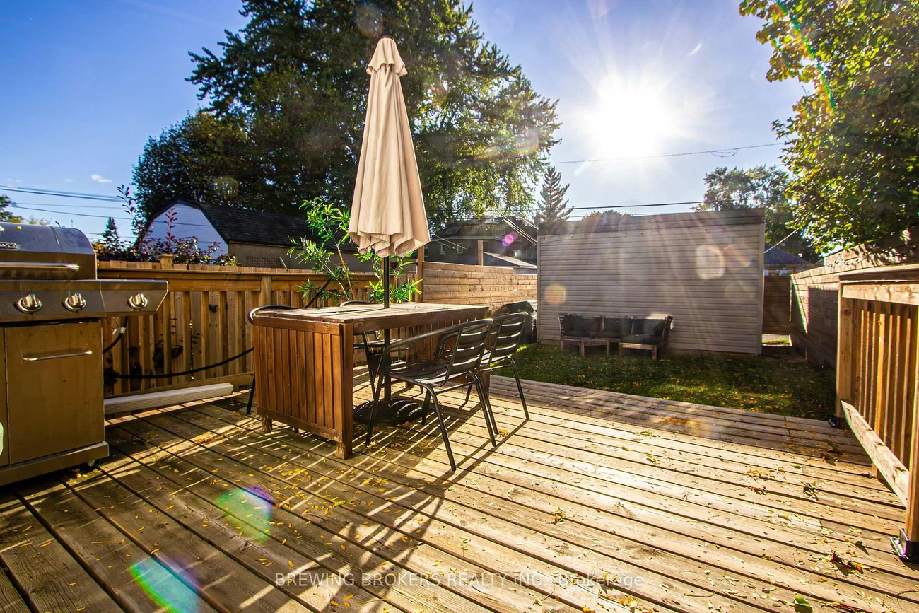 16, Bryant, Crescent Town, Toronto