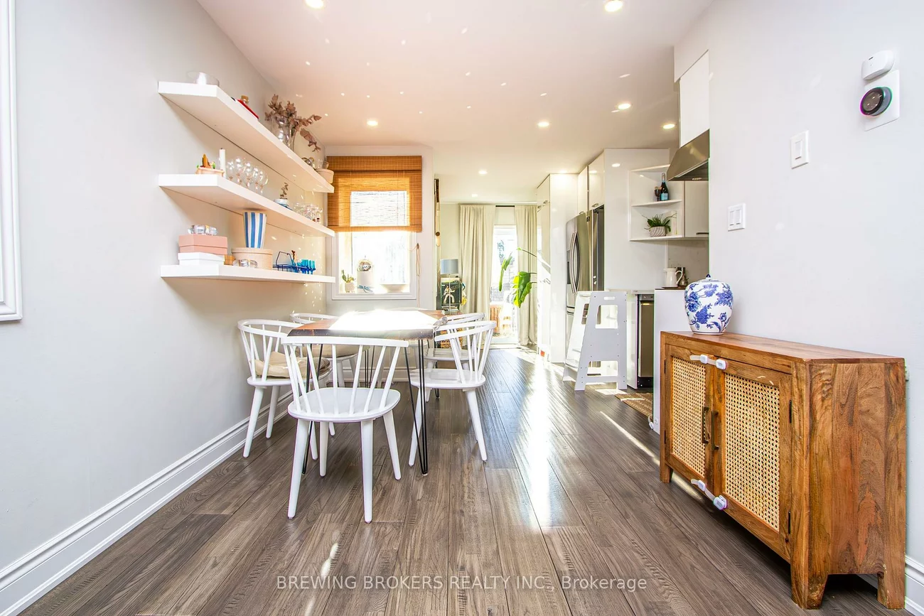 16, Bryant, Crescent Town, Toronto
