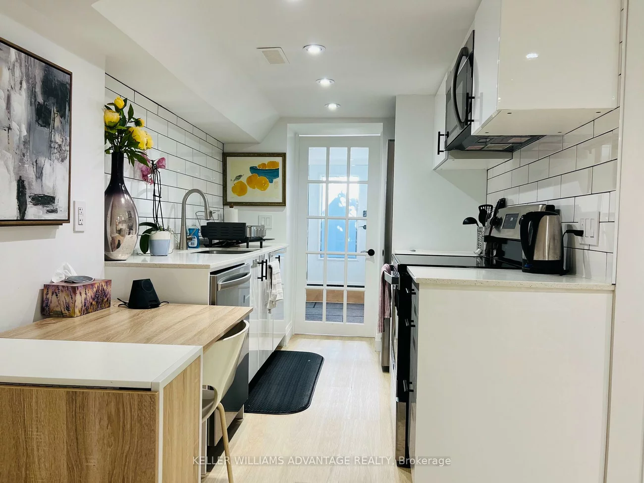 12, KIMBERLEY, The Beaches, Toronto