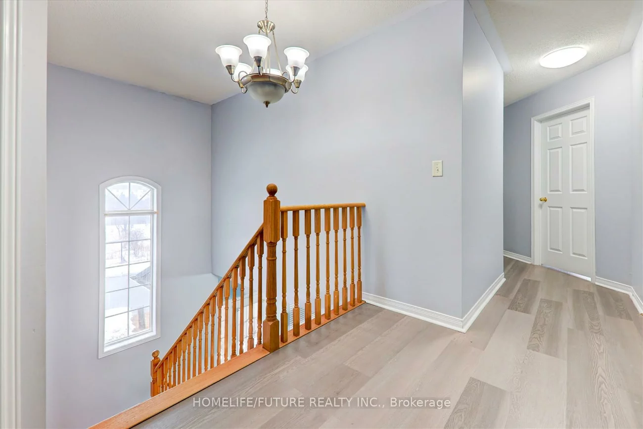 221, Hupfield, Malvern, Toronto