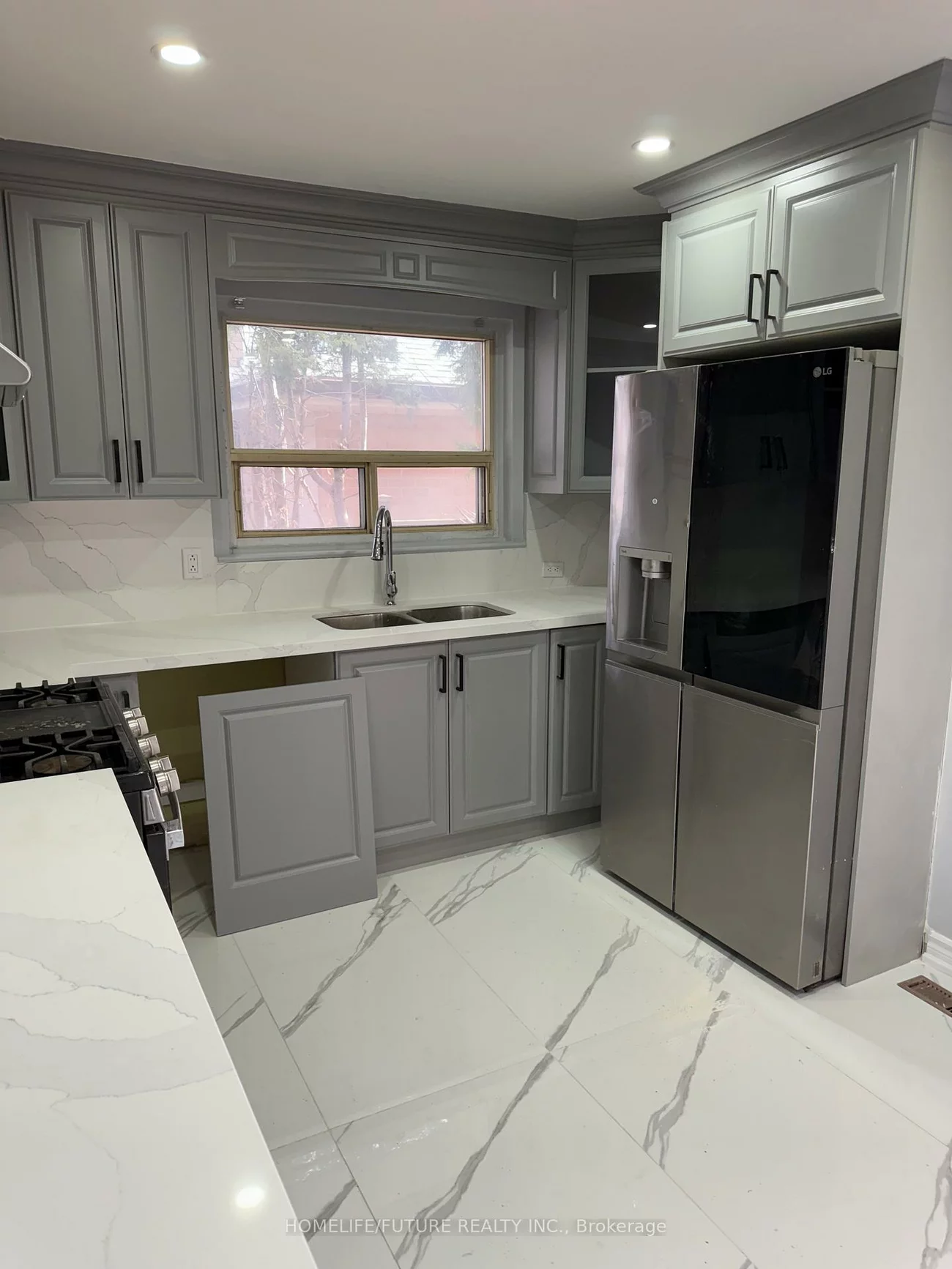 221, Hupfield, Malvern, Toronto