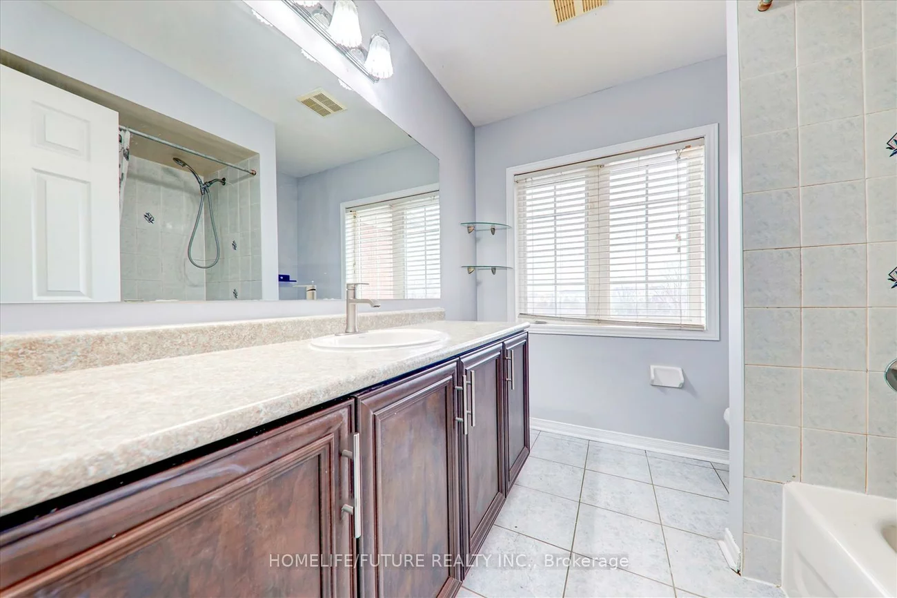 221, Hupfield, Malvern, Toronto