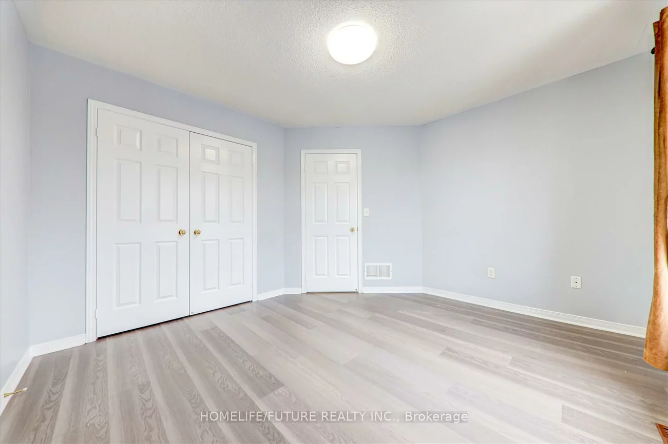 221, Hupfield, Malvern, Toronto