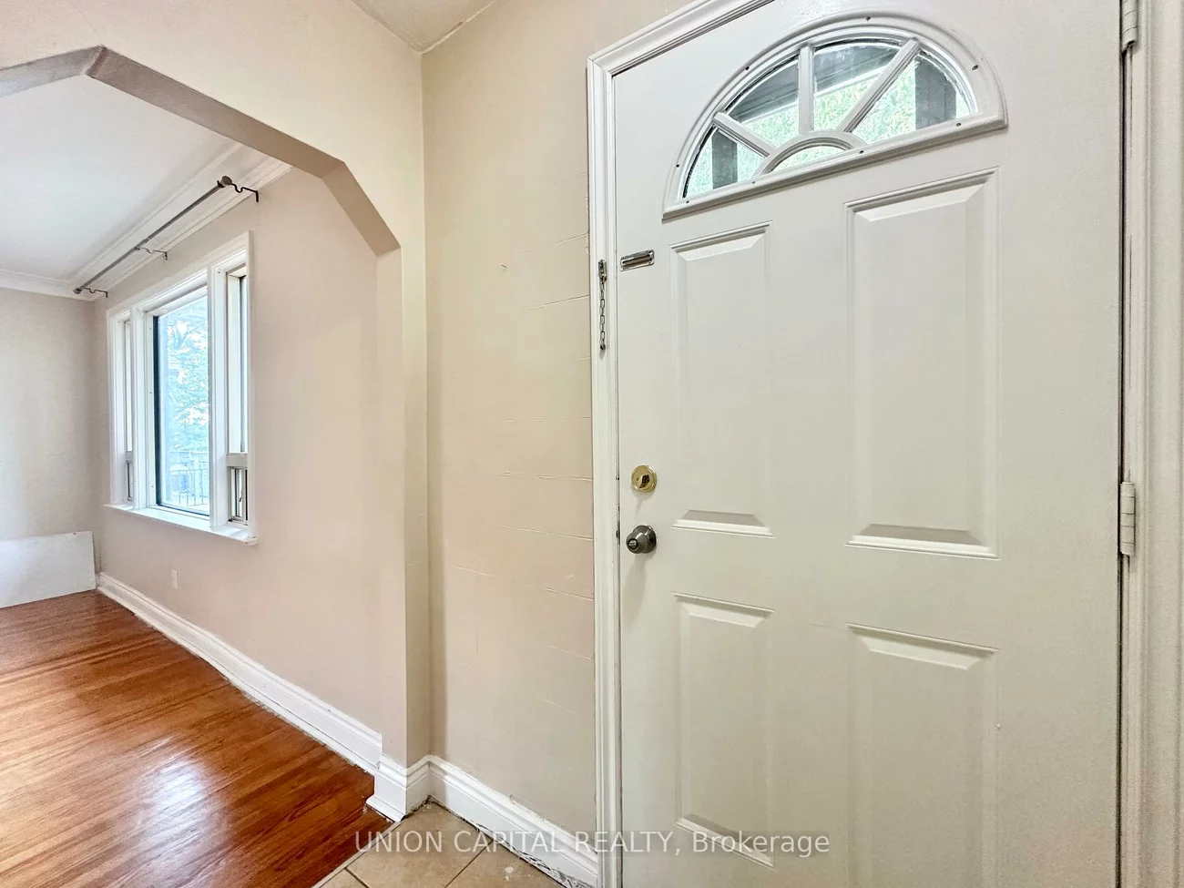 1048, Kennedy, Dorset Park, Toronto