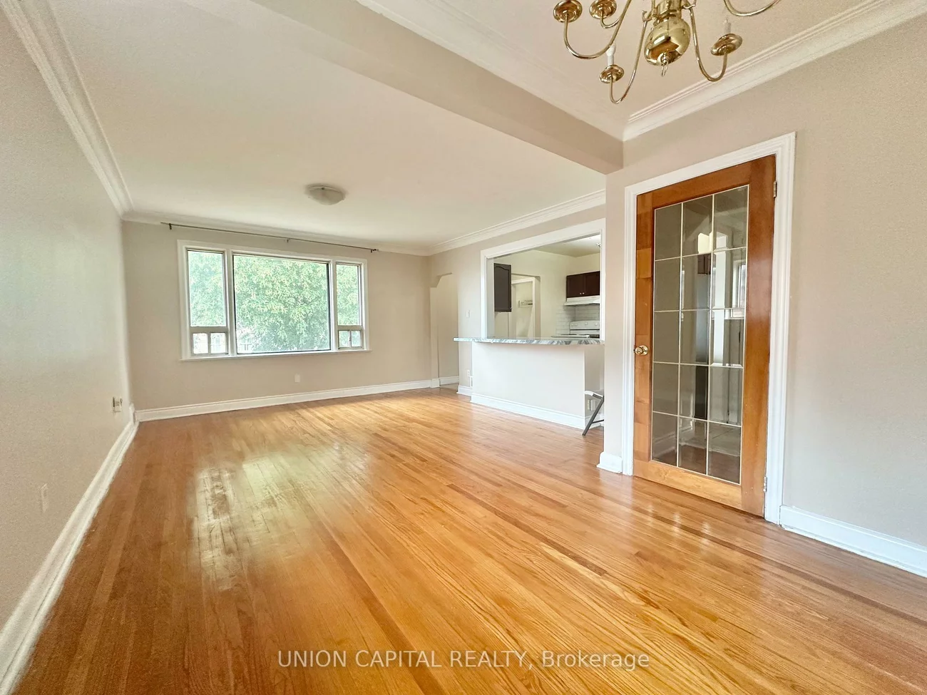 1048, Kennedy, Dorset Park, Toronto