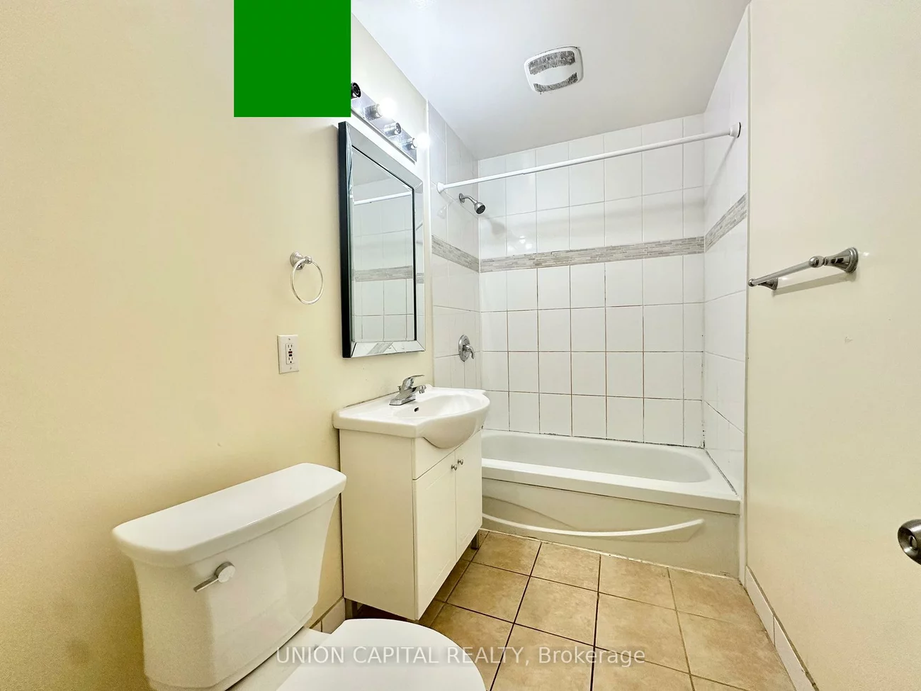 1048, Kennedy, Dorset Park, Toronto