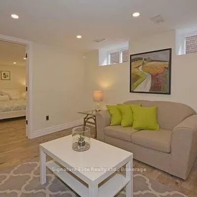 371, O'connor, East York, Toronto