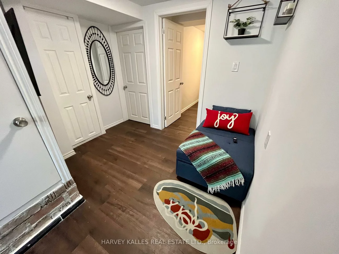 26, Leyton, Oakridge, Toronto