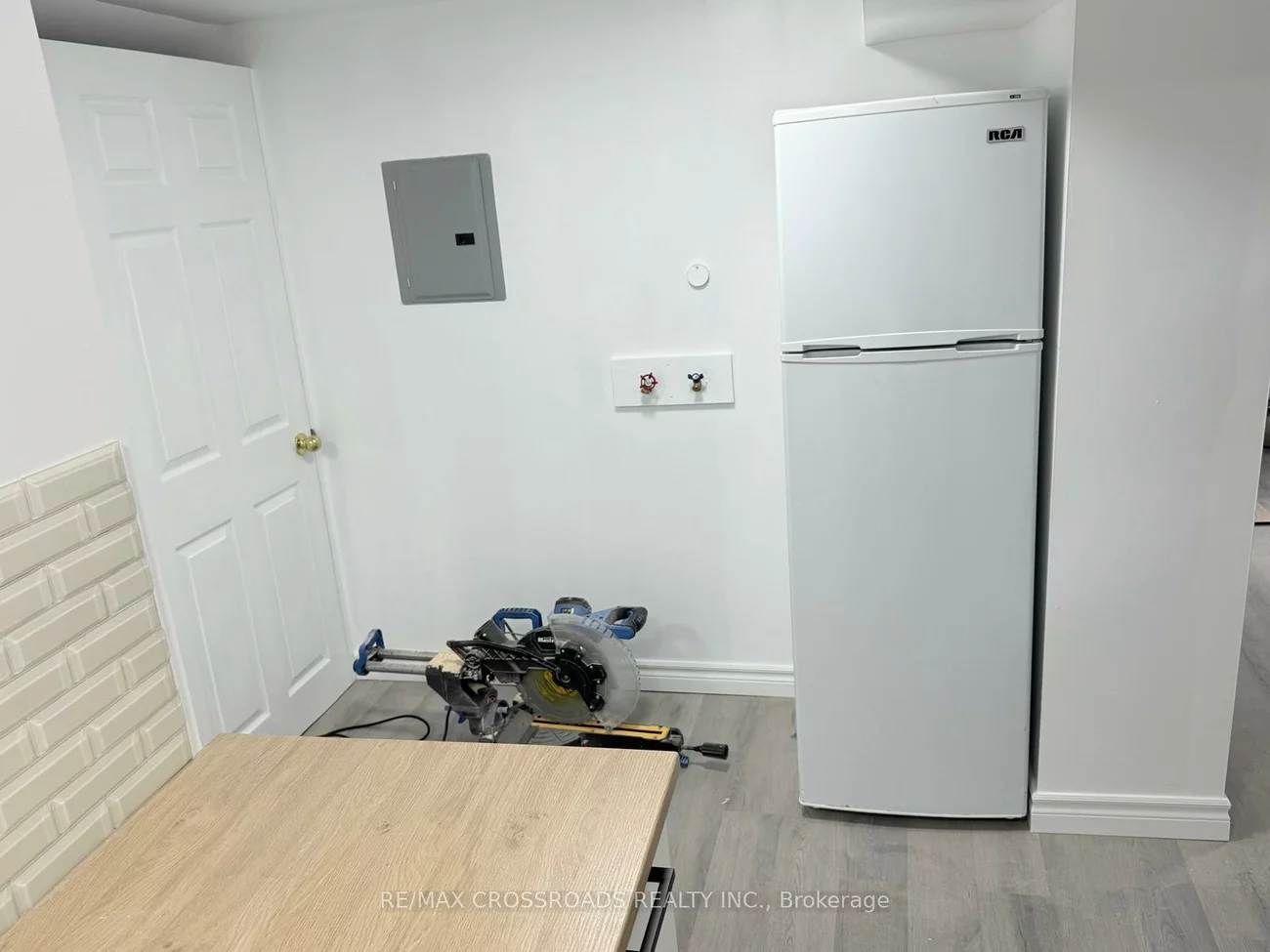 75, Fordover, Guildwood, Toronto