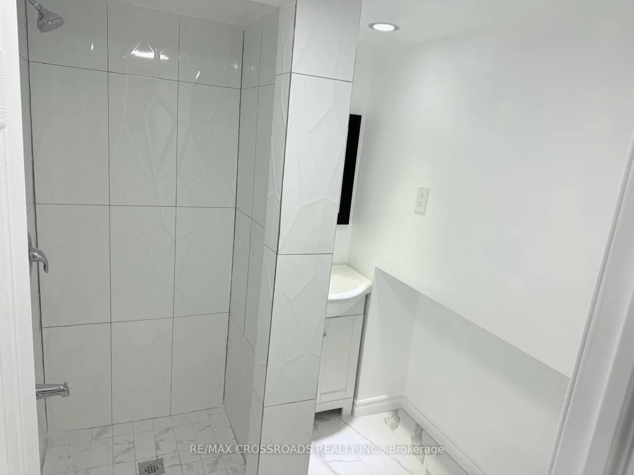 75, Fordover, Guildwood, Toronto