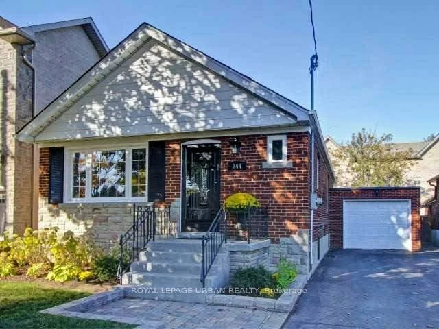 244, Parkview Hill, O'Connor-Parkview, Toronto