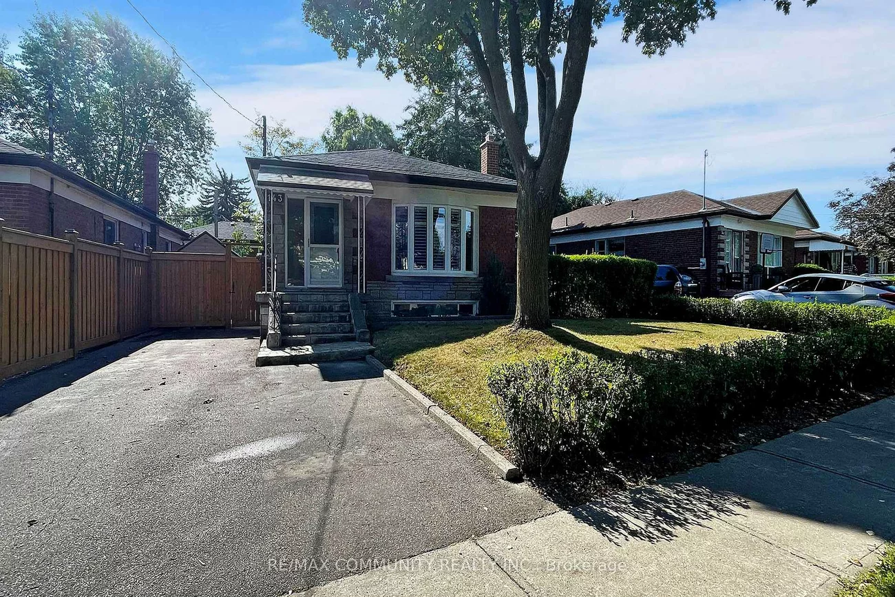 143, Hiscock, Woburn, Toronto