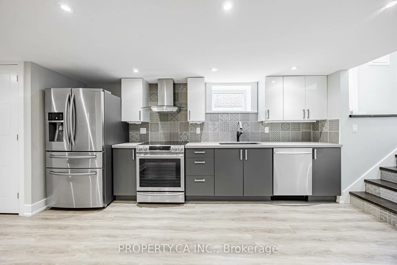 9, Mckayfield, Danforth Village-East York, Toronto