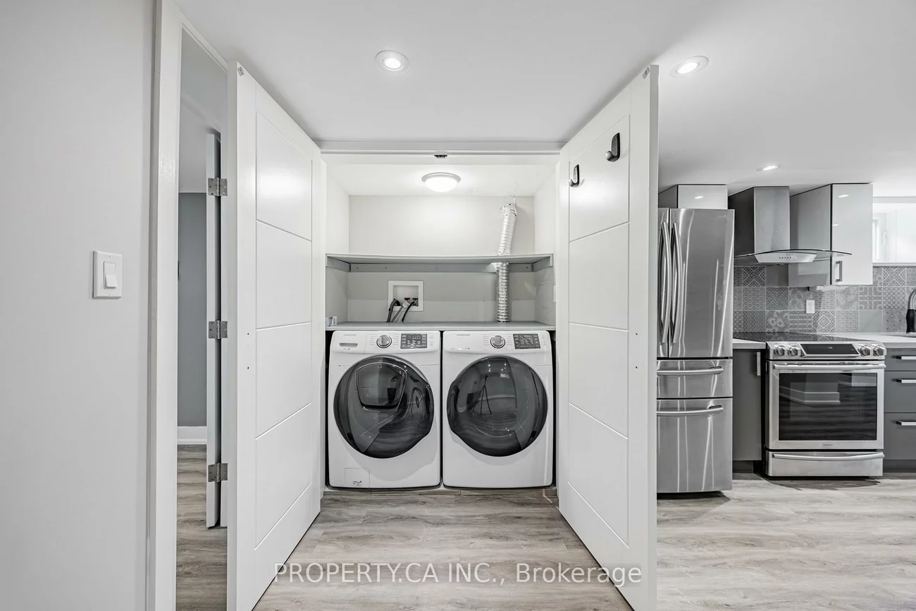 9, Mckayfield, Danforth Village-East York, Toronto