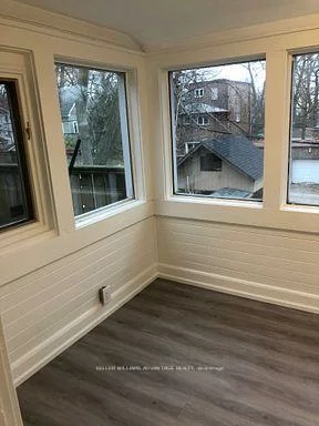 2345, Queen, The Beaches, Toronto