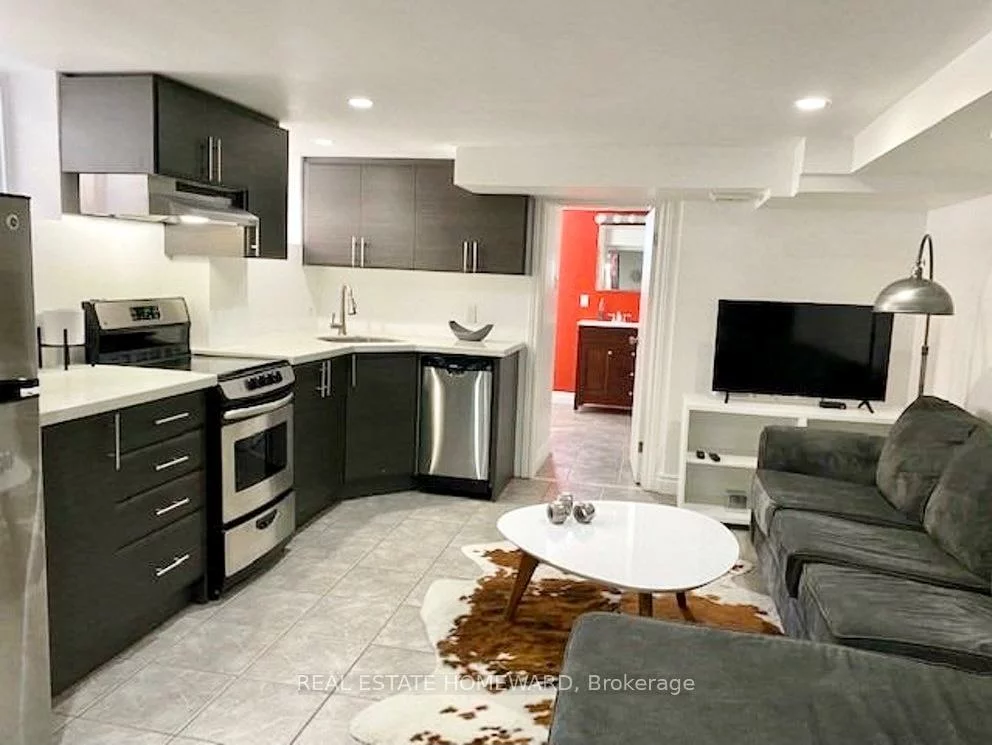 457, Mortimer, Danforth Village-East York, Toronto